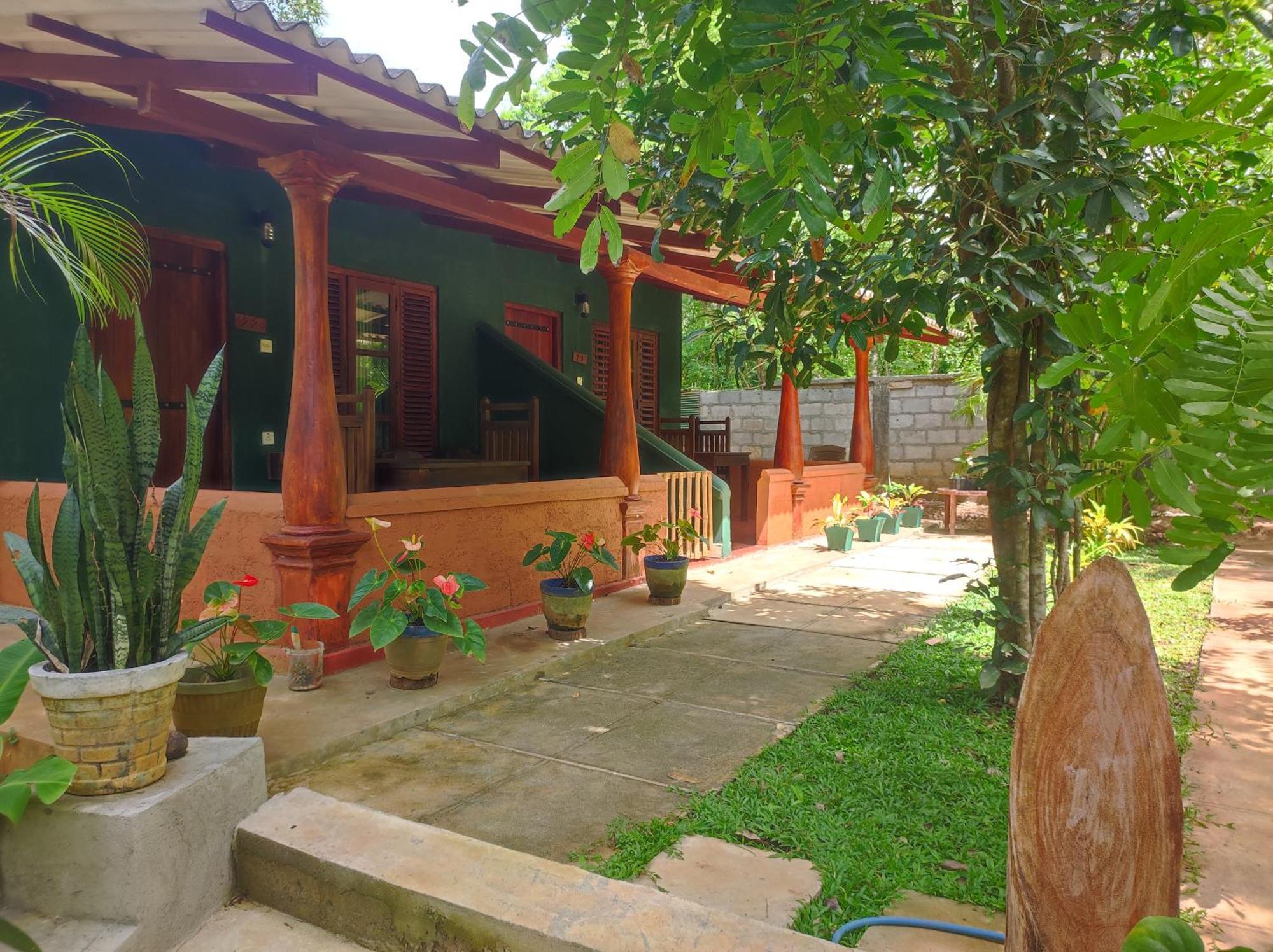 Jaana Guest Hotel Sigiriya Ngoại thất bức ảnh