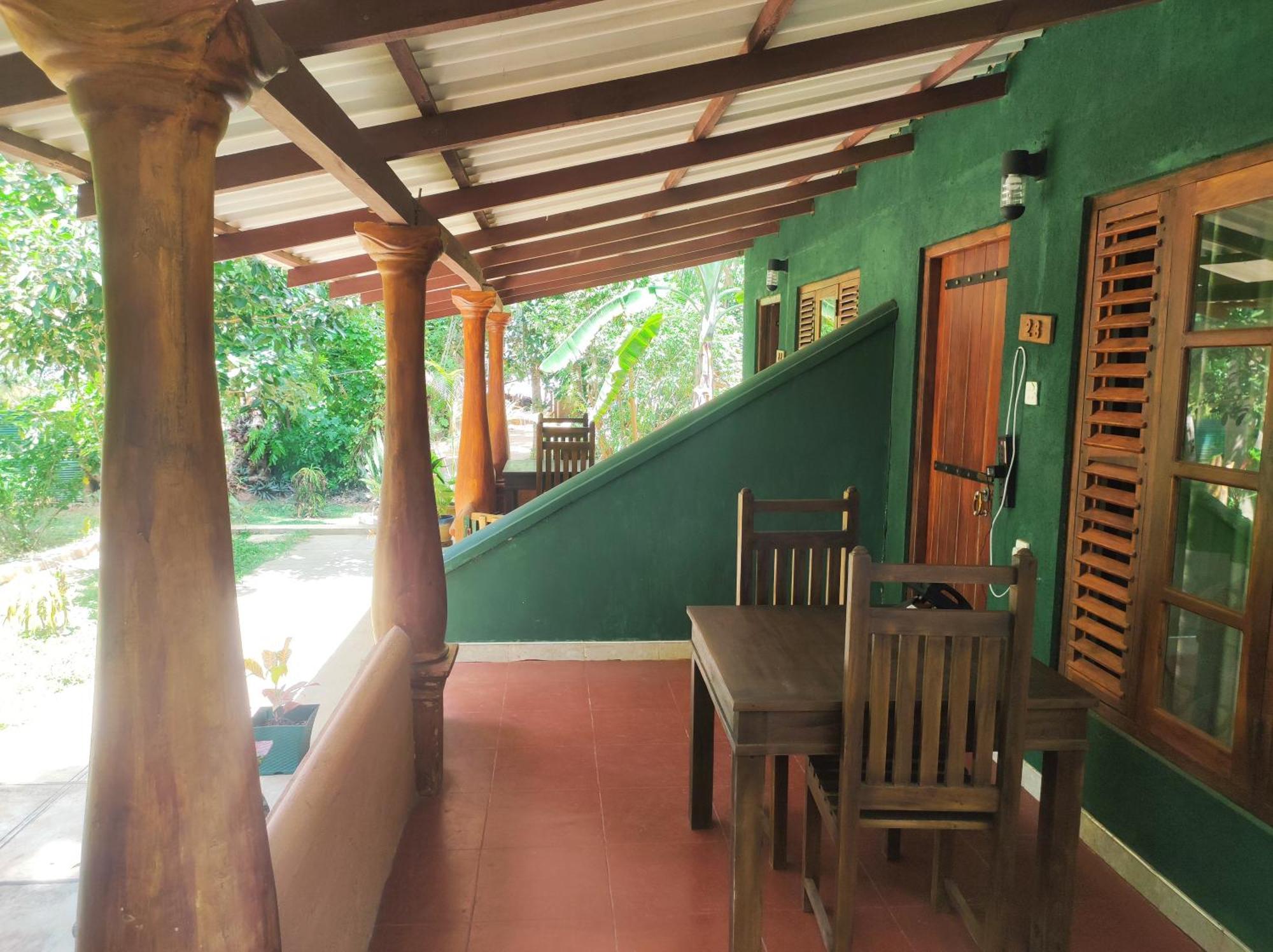Jaana Guest Hotel Sigiriya Ngoại thất bức ảnh